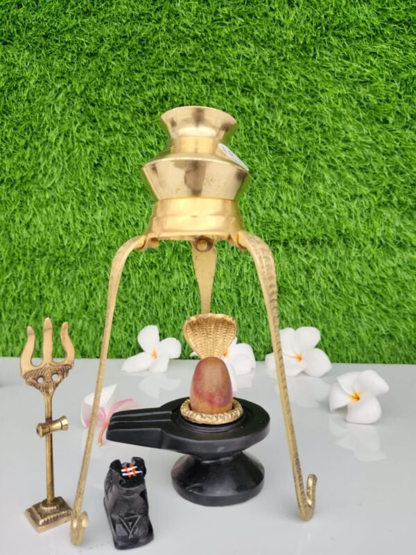 tilak narmadeshwar shivling