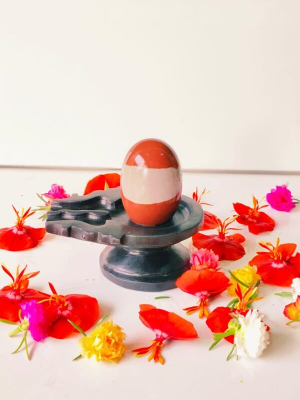 Tilak dhari narmadeshwar shivling for home puja - Image 2