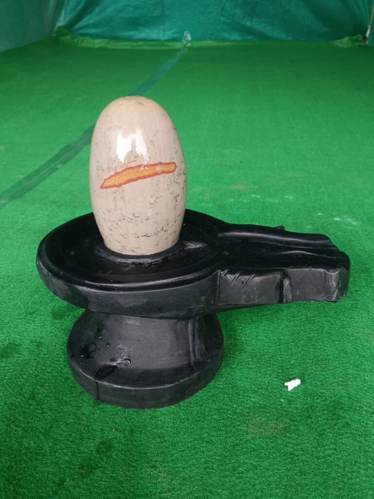 temple-shivling-size